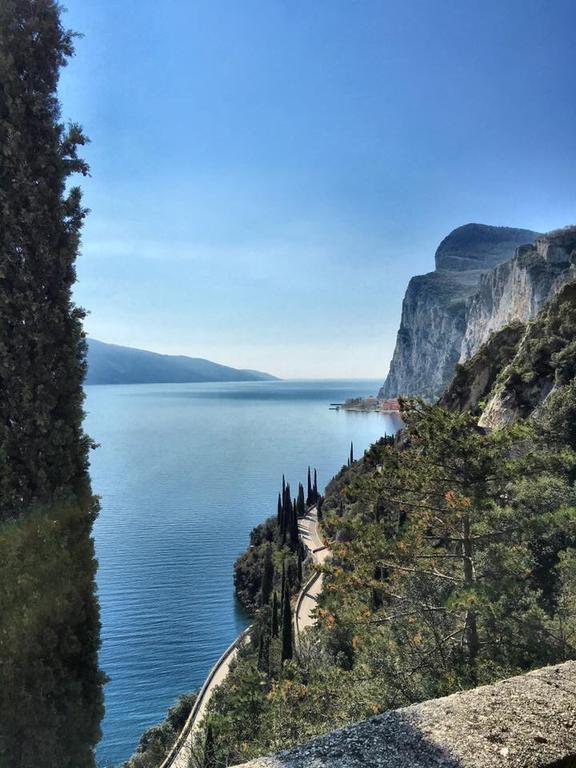 Villa Linfano Torbole Sul Garda Exteriör bild